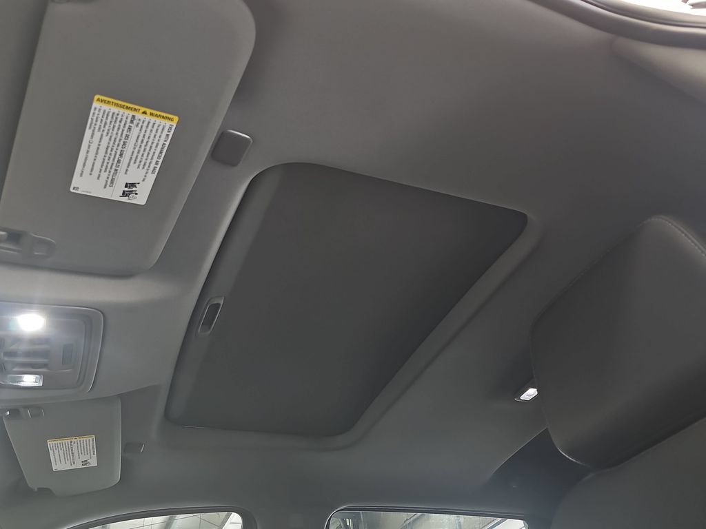 Used 2019 GMC Sierra 1500 SLT w/ SLT Premium Plus Package AWD/4WD image 28