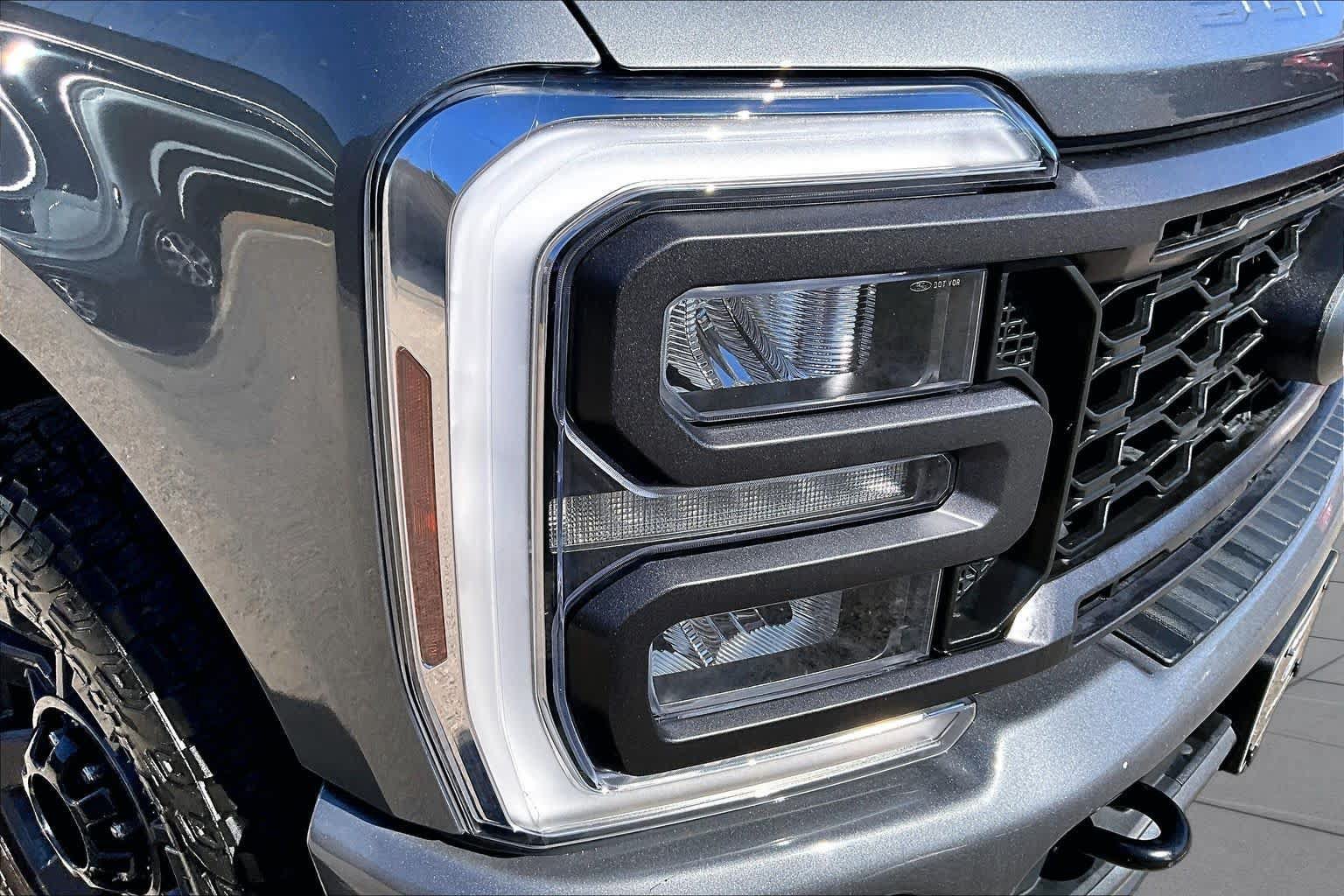 Certified 2024 Ford F250 XLT w/ XLT Premium Package AWD/4WD image 27