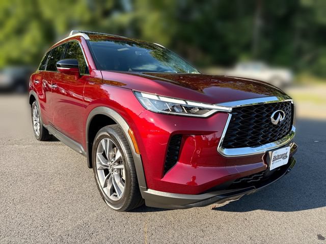 Used 2024 INFINITI QX60 Luxe w/ Performance Audio Package AWD/4WD image 2