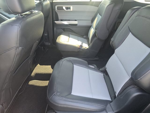 Certified 2023 Ford Explorer XLT w/ Equipment Group 202A AWD/4WD image 19