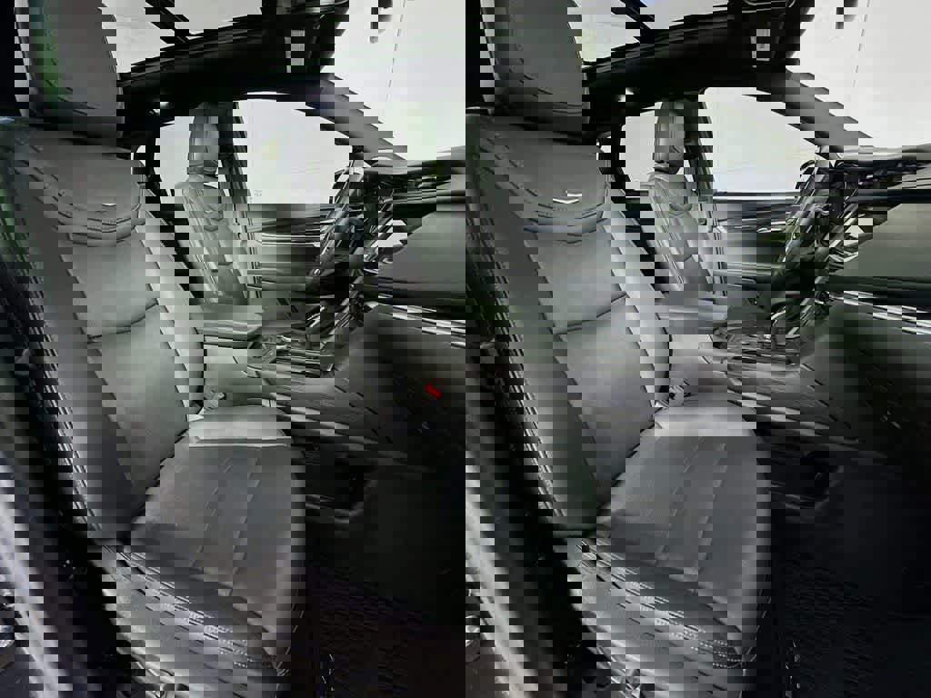 Used 2023 Cadillac XT5 Premium Luxury image 18