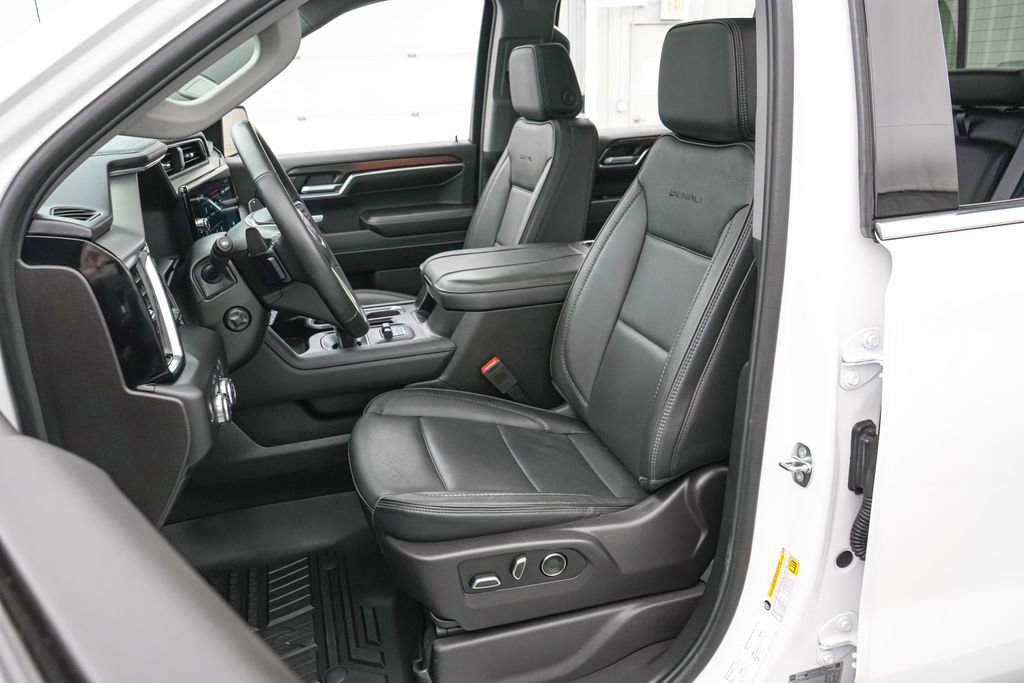 Used 2024 GMC Sierra 1500 Denali w/ Denali Reserve Package AWD/4WD image 14