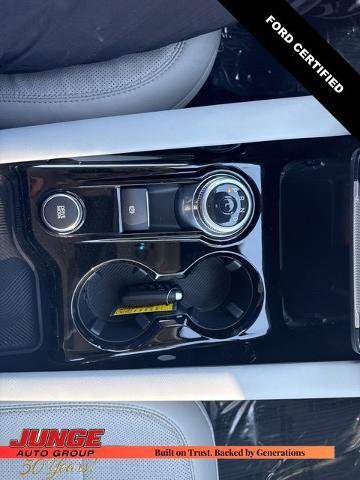 Certified 2025 Ford Explorer Platinum w/ LUX Leather Package image 30