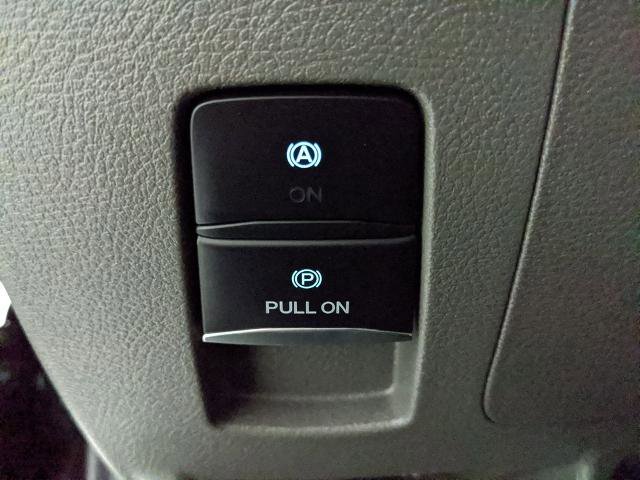 Certified 2024 Ford Transit 350 XLT RWD image 16