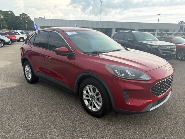 Certified 2020 Ford Escape SE FWD image 2