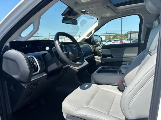 Certified 2025 Ford Expedition Active image 14