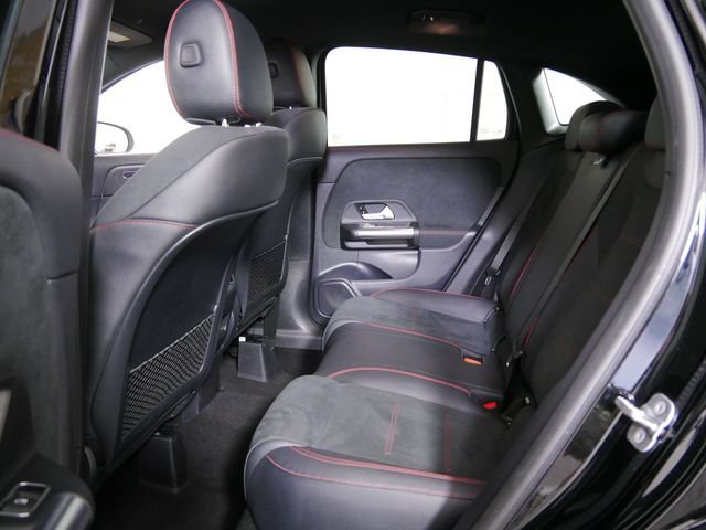 Used 2023 Mercedes-Benz GLA 250 4MATIC image 18