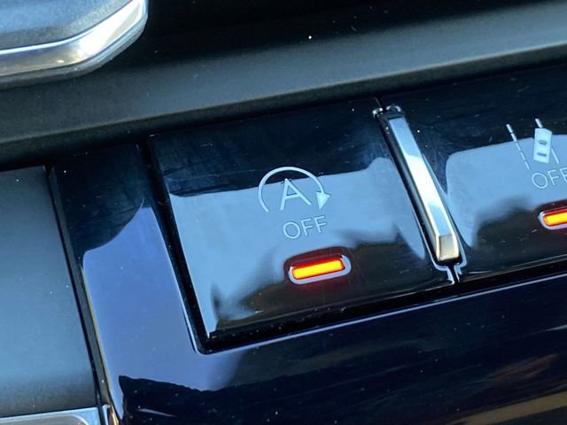 Used 2023 Jeep Grand Cherokee Limited image 34