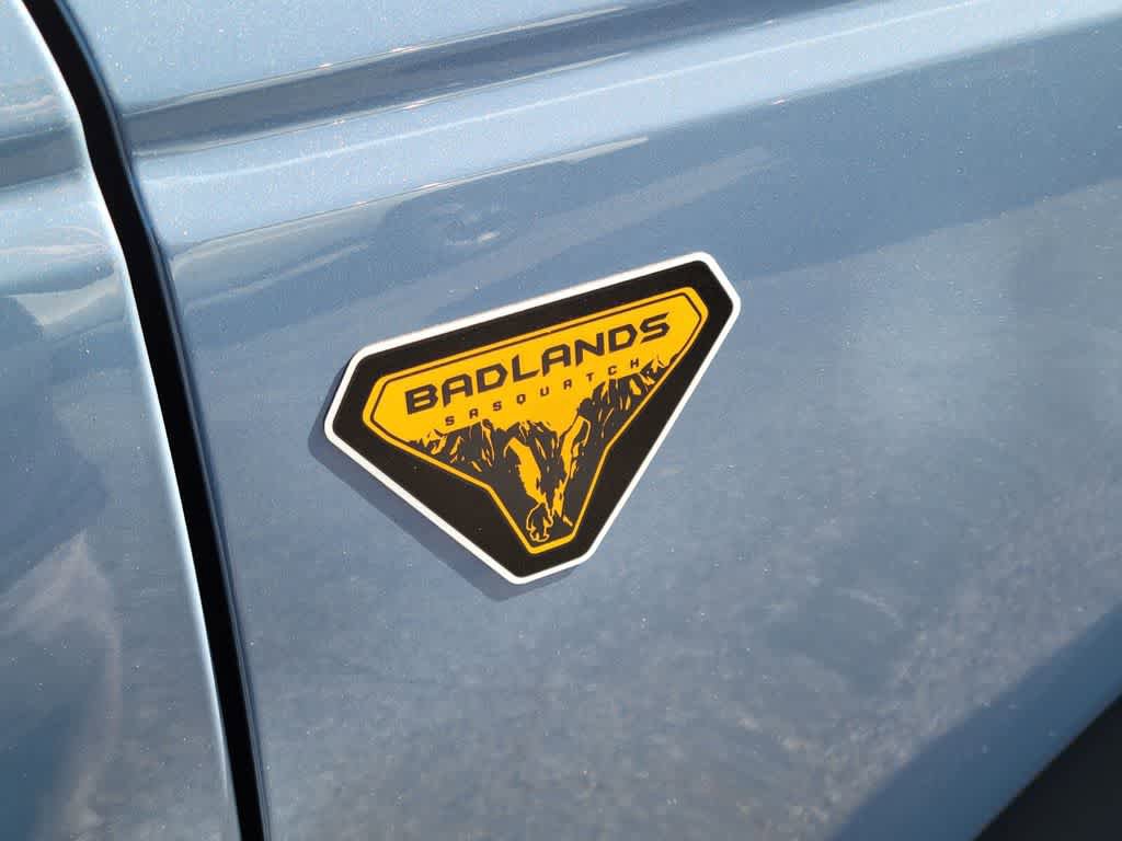 Certified 2025 Ford Bronco Badlands AWD/4WD image 8