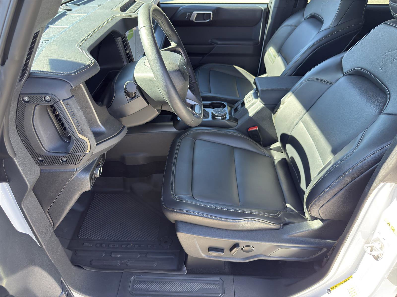 Certified 2025 Ford Bronco Badlands image 11