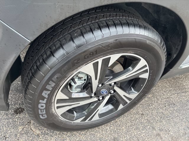 Used 2025 Subaru Crosstrek 2.5i Premium AWD/4WD image 47