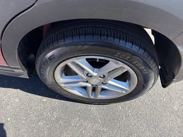 Used 2019 Hyundai Kona SE FWD image 14
