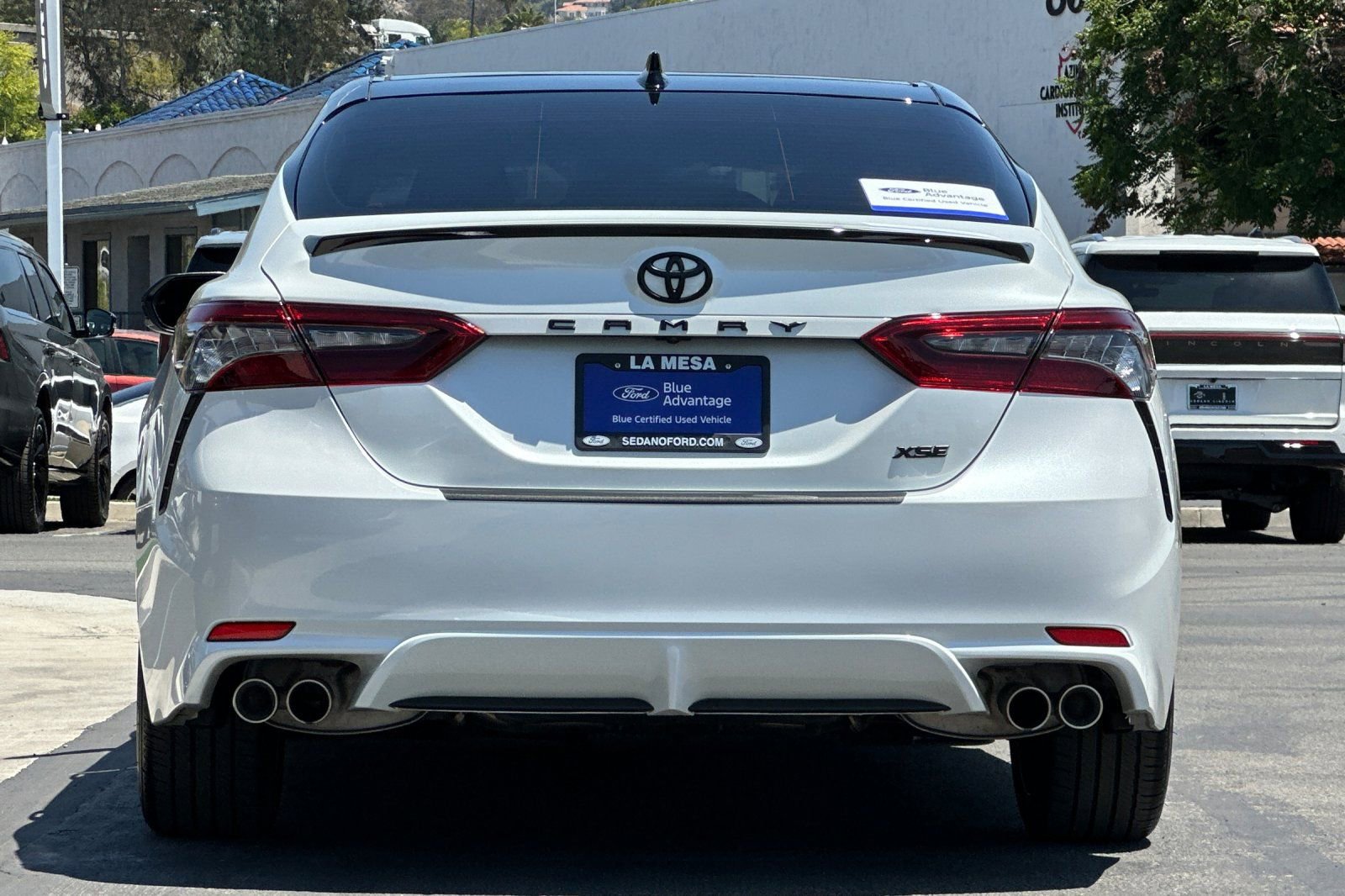 Used 2023 Toyota Camry XSE FWD image 4