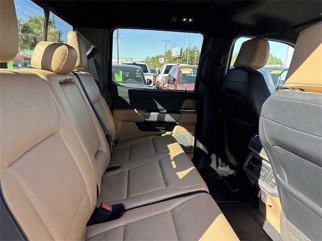 Certified 2023 Ford F250 Lariat w/ Chrome Package image 19