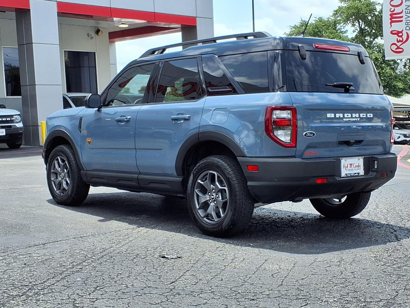 Certified 2024 Ford Bronco Sport Badlands w/ Premium Package AWD/4WD image 8
