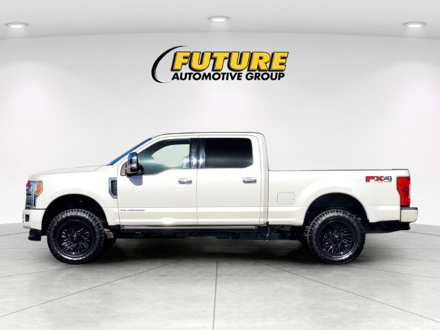 Certified 2019 Ford F350 Platinum w/ Platinum Ultimate Package AWD/4WD image 7