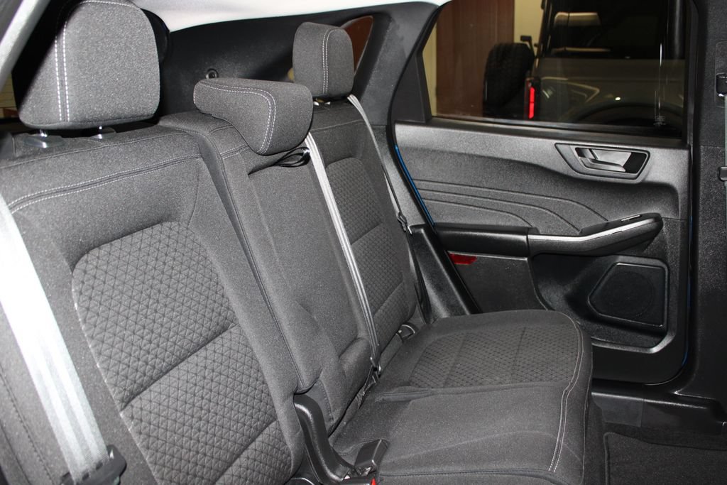 Certified 2023 Ford Escape Active AWD/4WD image 50