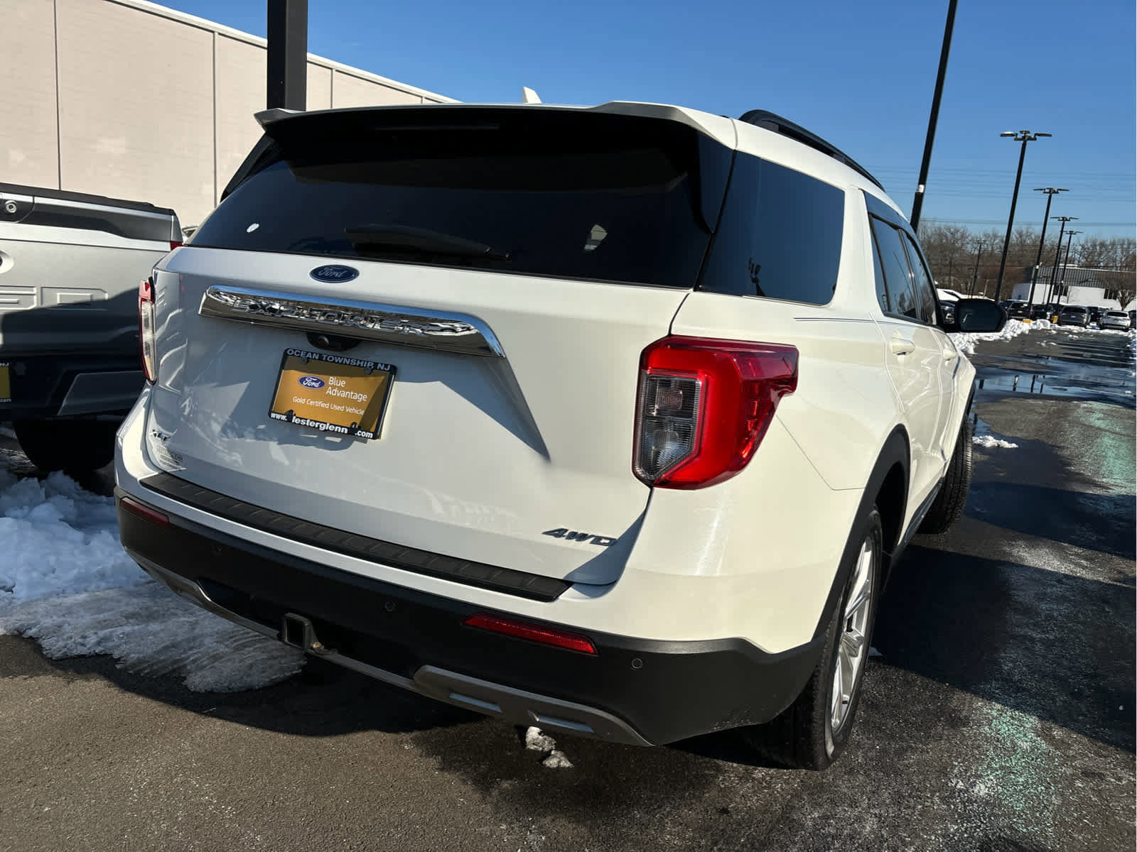 Certified 2023 Ford Explorer XLT w/ Equipment Group 202A image 5