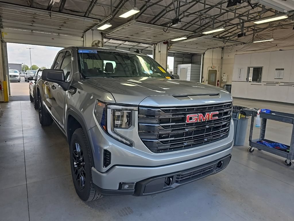 Used 2023 GMC Sierra 1500 Elevation AWD/4WD image 1