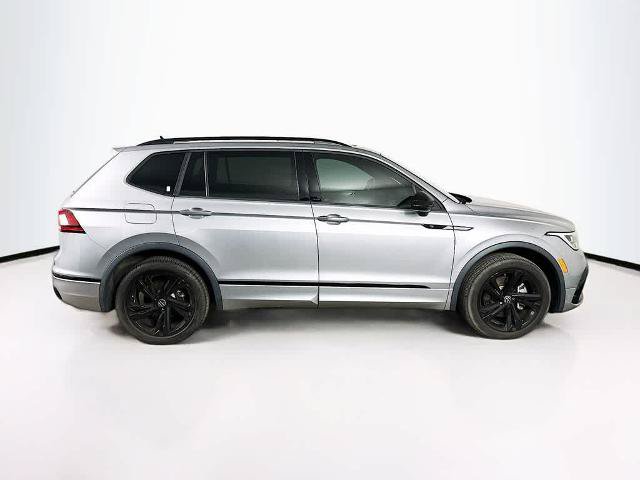 Used 2023 Volkswagen Tiguan SE R-Line AWD/4WD image 26