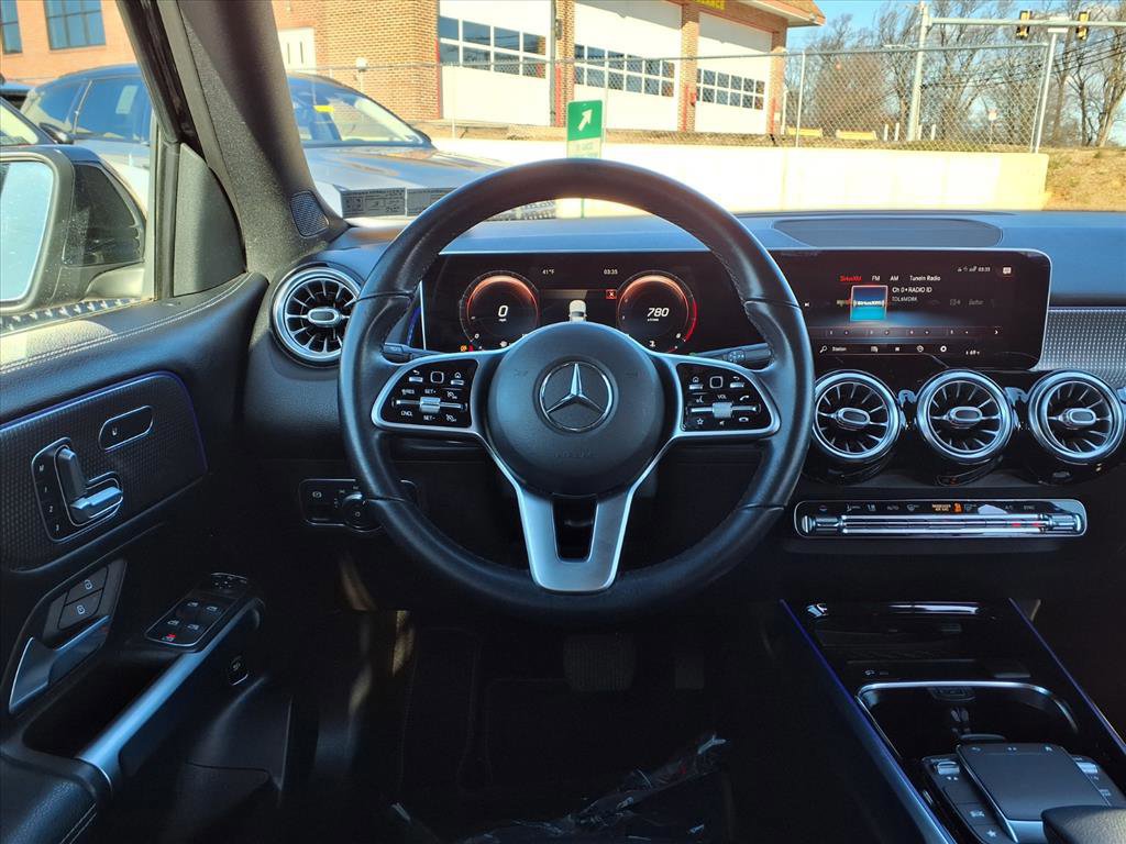 Used 2021 Mercedes-Benz GLB 250 4MATIC image 15