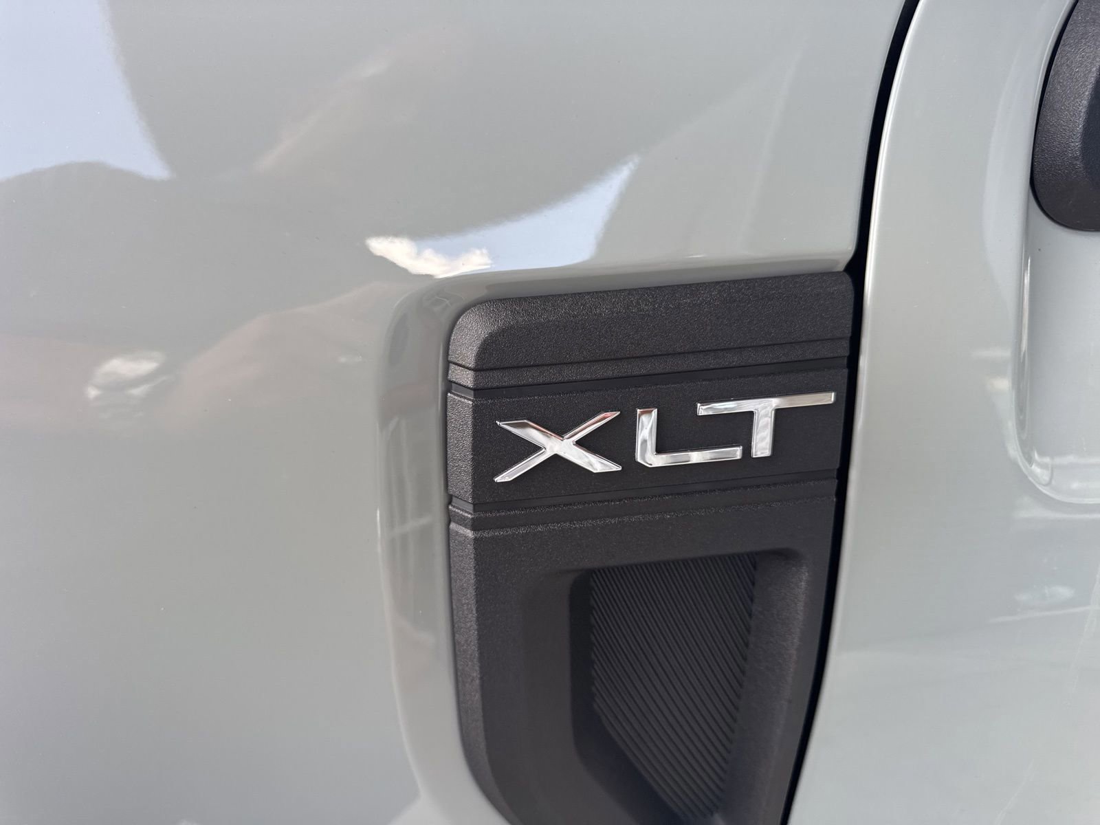 Certified 2023 Ford Maverick XLT FWD image 15