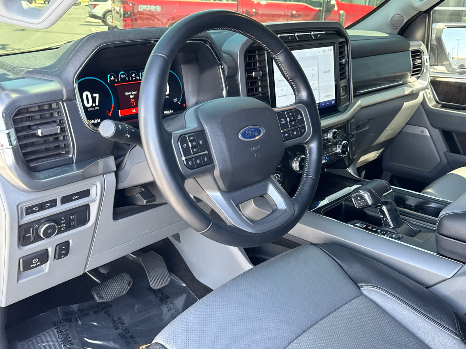 Certified 2022 Ford F150 Lariat w/ Max Trailer Tow Package AWD/4WD image 25