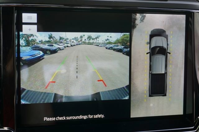 Certified 2022 Ford F350 Platinum w/ Tremor Off-Road Package AWD/4WD image 20