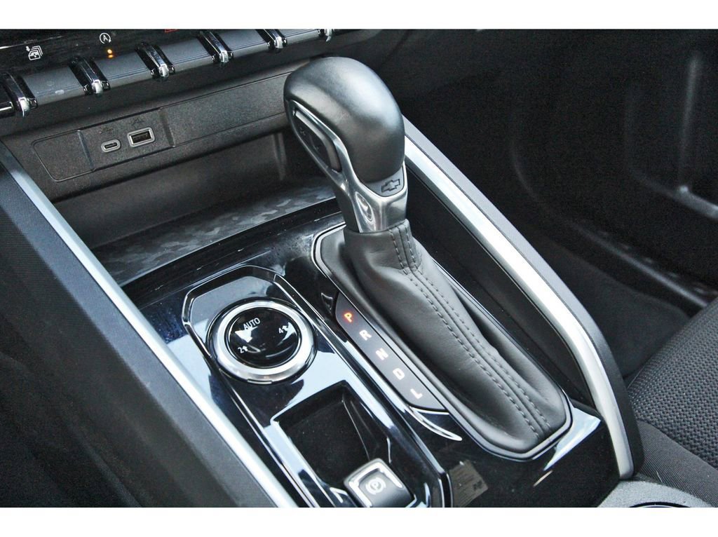 Used 2023 Chevrolet Colorado LT image 23