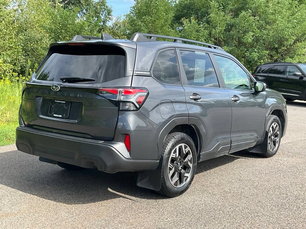 Used 2025 Subaru Forester Premium AWD/4WD image 27