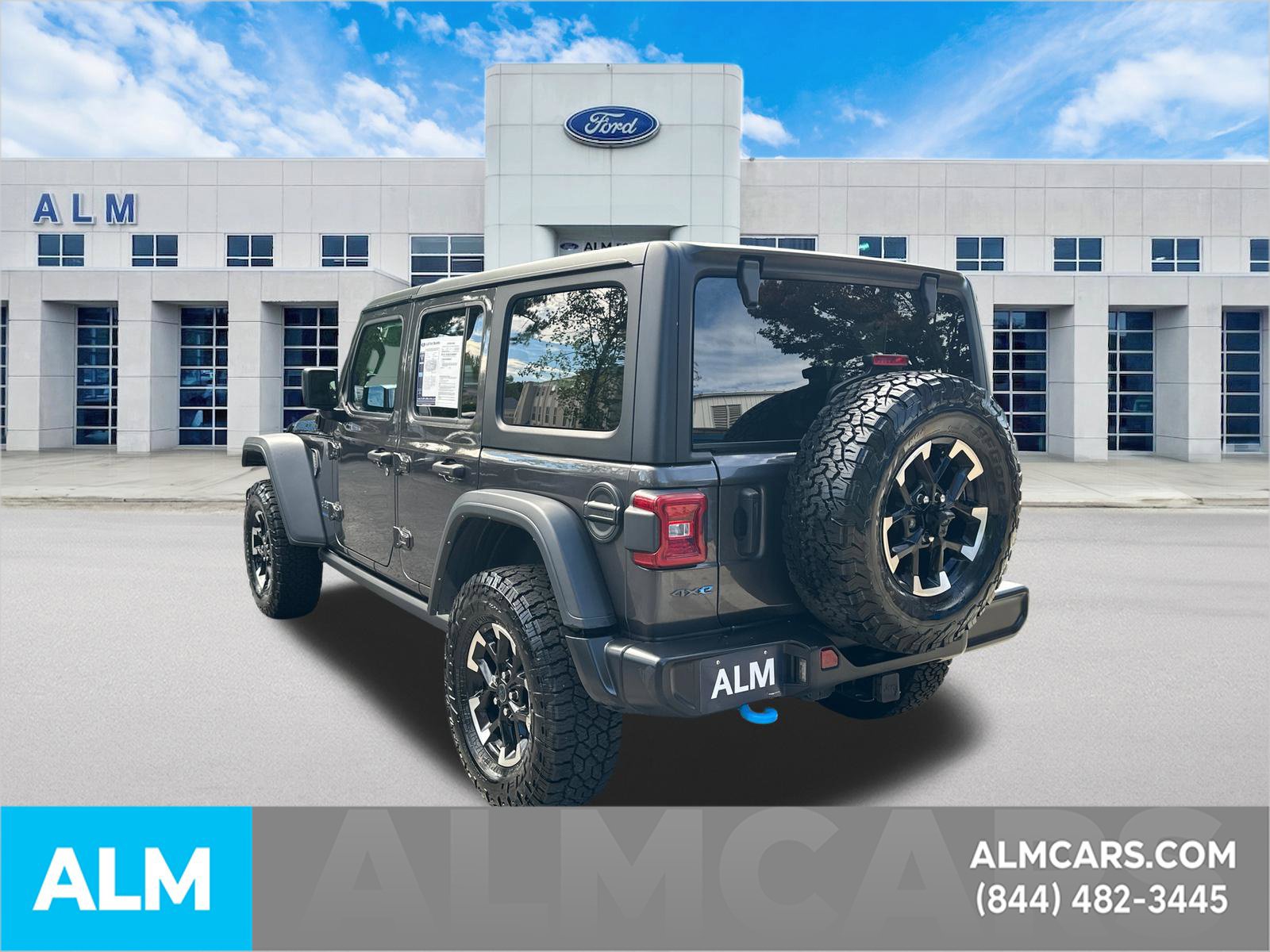 Used 2024 Jeep Wrangler Unlimited Rubicon 4xe AWD/4WD image 8