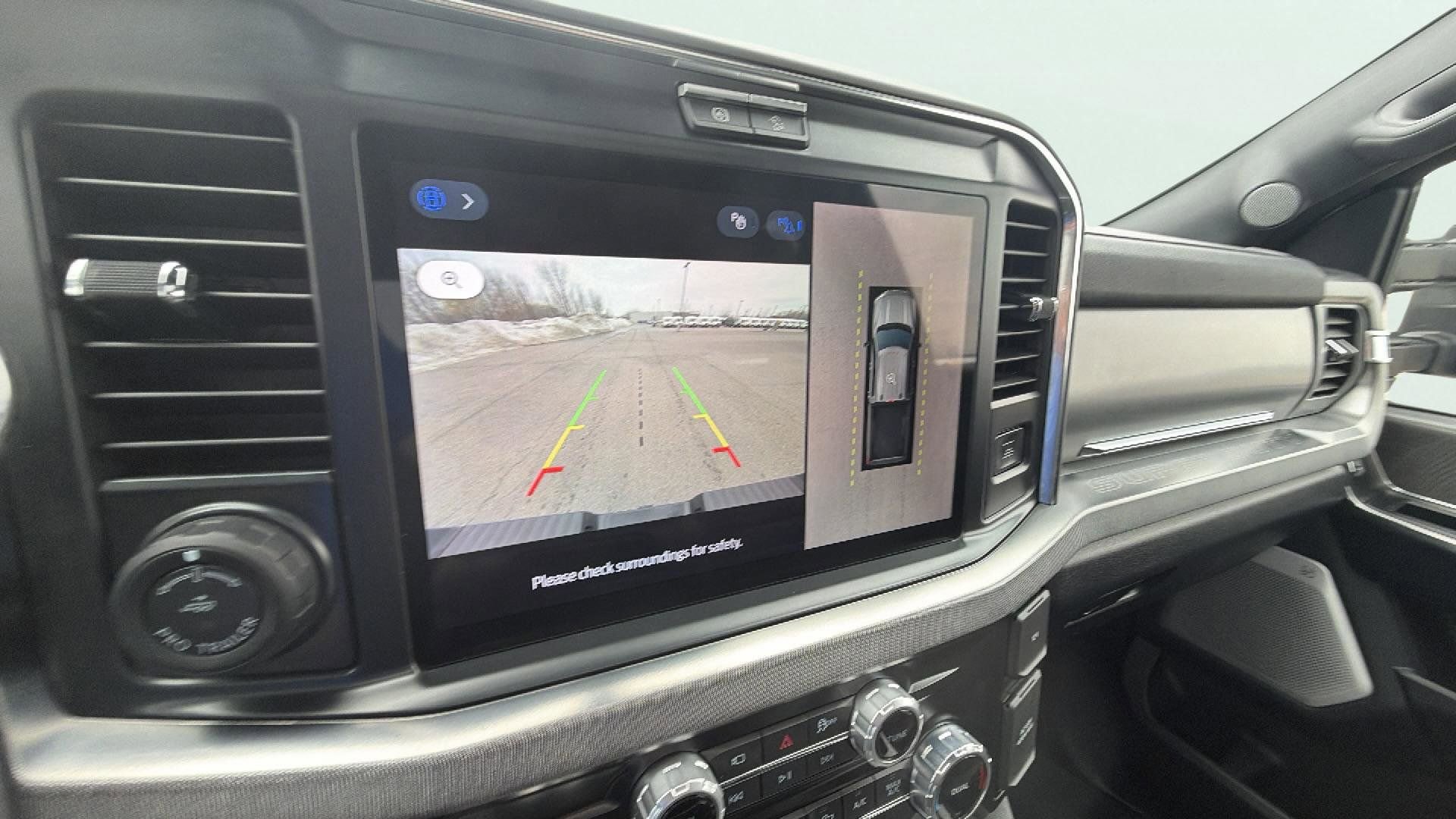 Certified 2025 Ford F250 Platinum image 25