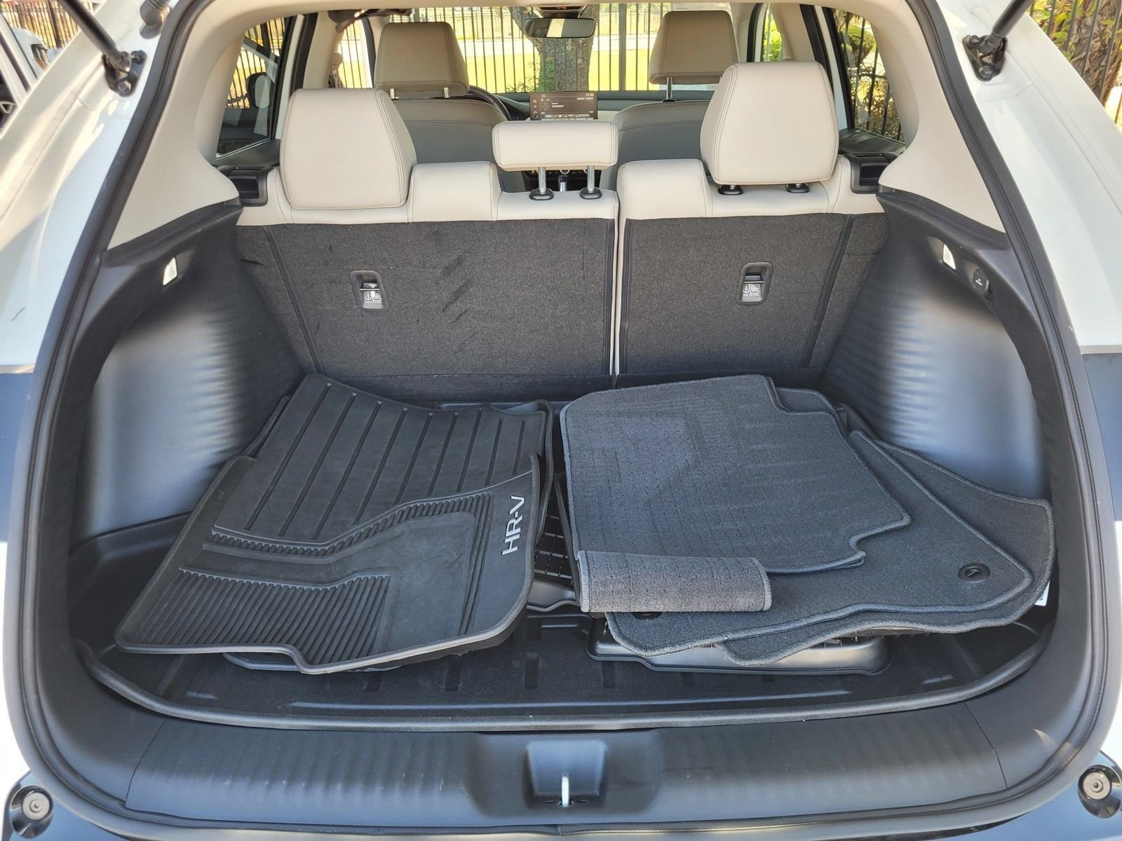 Used 2024 Honda HR-V EX-L image 29