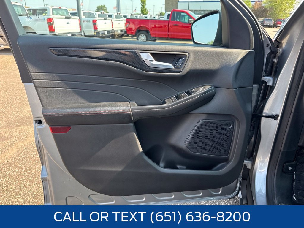 Certified 2023 Ford Escape ST-Line w/ Tech Pack #1 AWD/4WD image 28