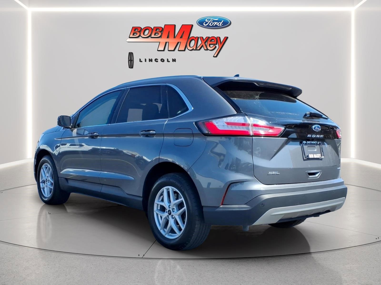 Certified 2024 Ford Edge SEL w/ Convenience Package AWD/4WD image 7