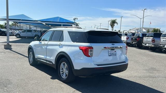 Certified 2022 Ford Explorer XLT RWD image 5