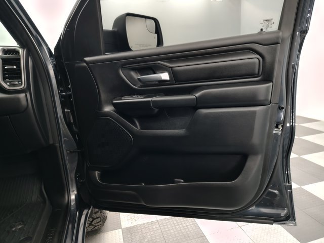 Used 2025 RAM 1500 Warlock AWD/4WD image 25