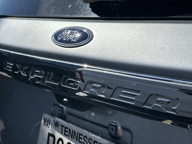 Certified 2023 Ford Explorer XLT AWD/4WD image 9