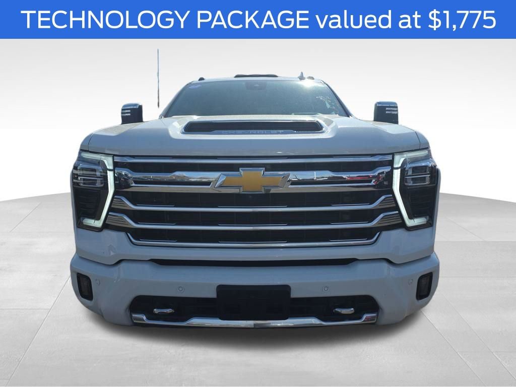 Used 2024 Chevrolet Silverado 2500 High Country w/ Technology Package image 3