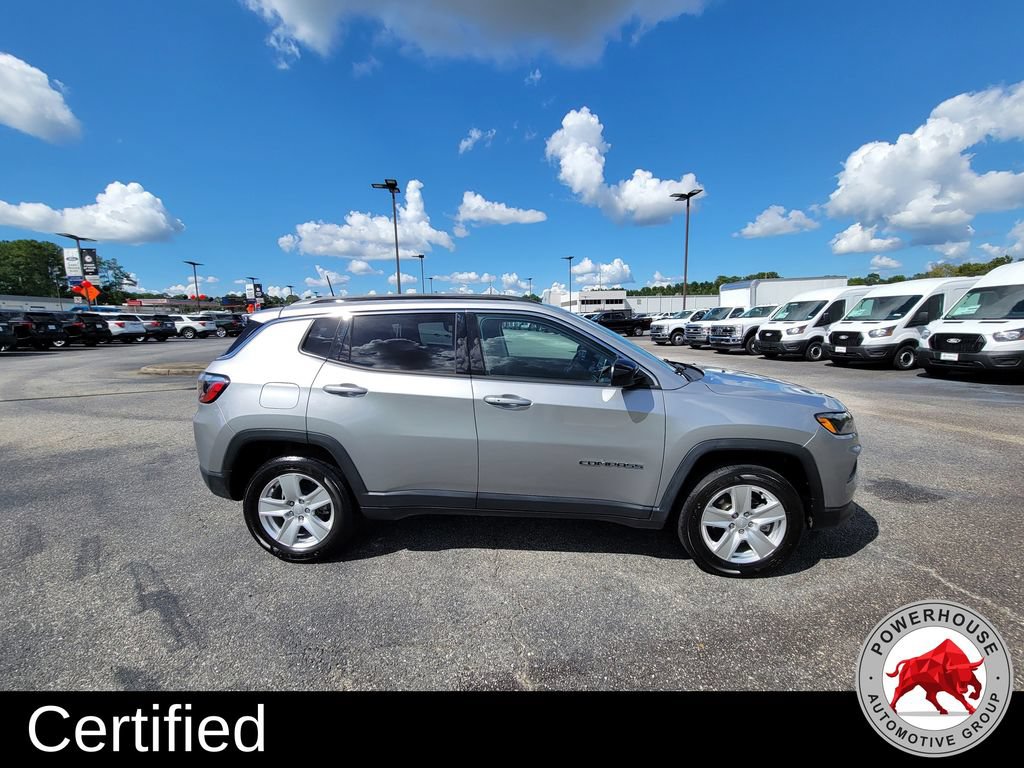 Used 2022 Jeep Compass Latitude w/ Convenience Group AWD/4WD image 8