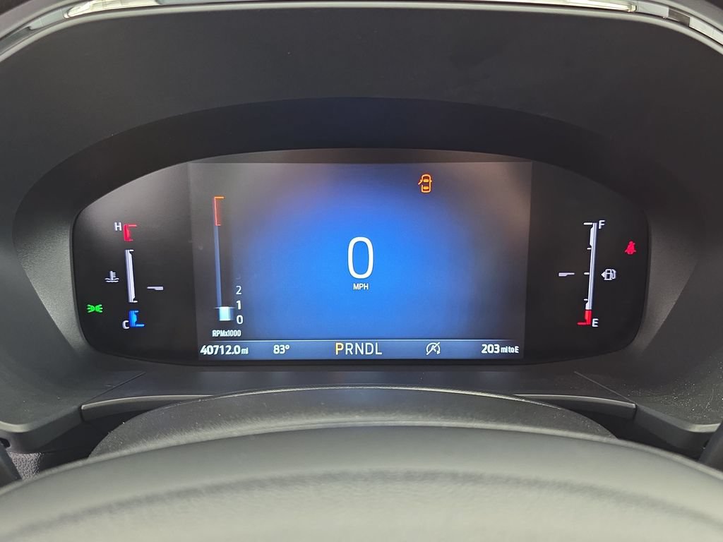 Certified 2025 Ford Escape ST-Line Select AWD/4WD image 17
