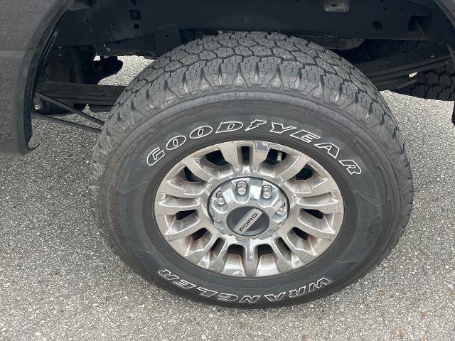 Certified 2022 Ford F250 XLT w/ XLT Premium Package AWD/4WD image 21