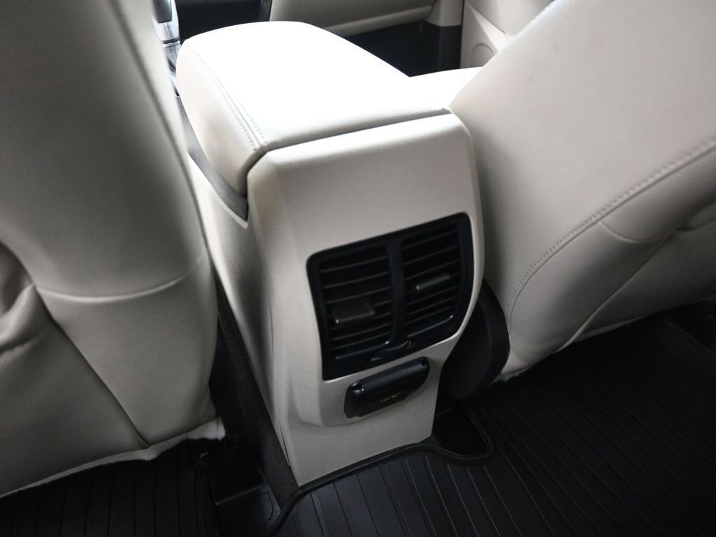 Certified 2019 Ford Escape Titanium FWD image 48