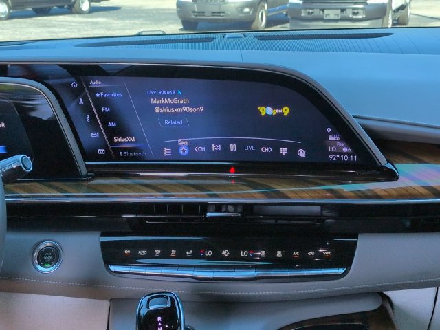 Used 2024 Cadillac Escalade Sport Platinum w/ LPO, ONYX Package AWD/4WD image 20
