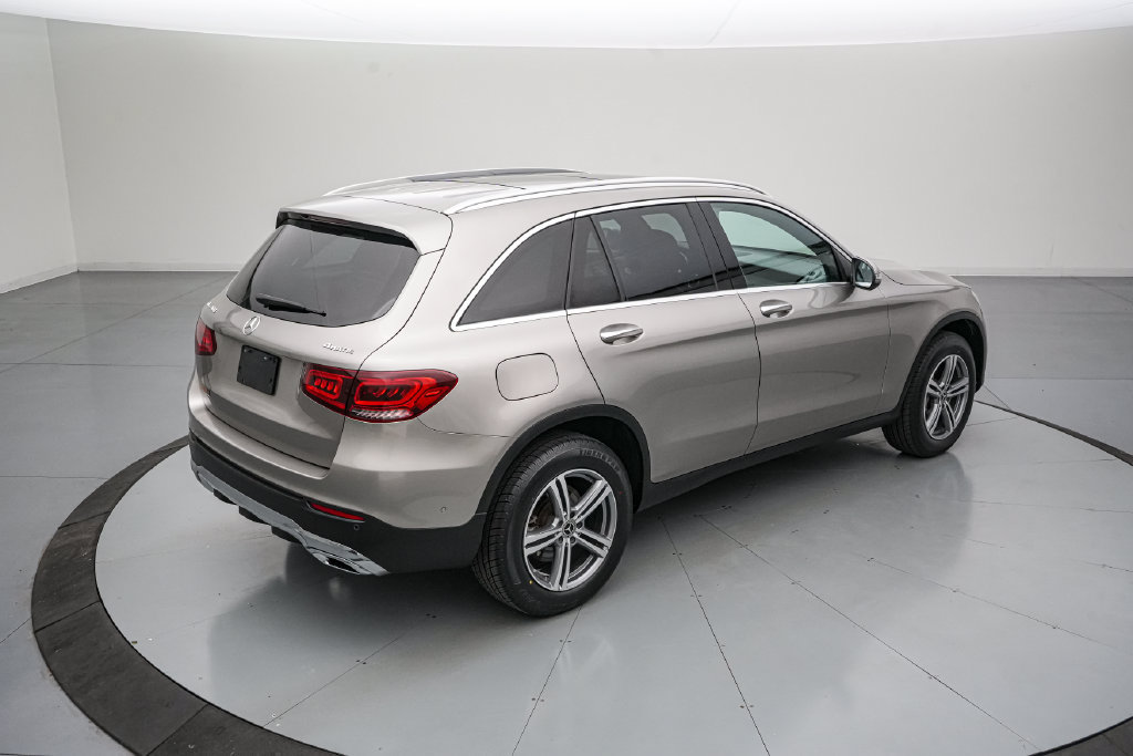 Used 2022 Mercedes-Benz GLC 300 4MATIC image 4