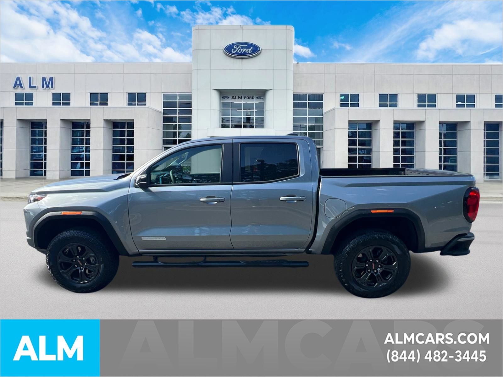 Used 2025 GMC Canyon Elevation RWD image 9