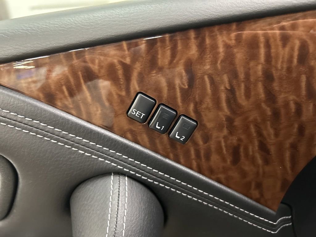 Used 2020 Nissan Armada SL w/ Premium Package AWD/4WD image 16