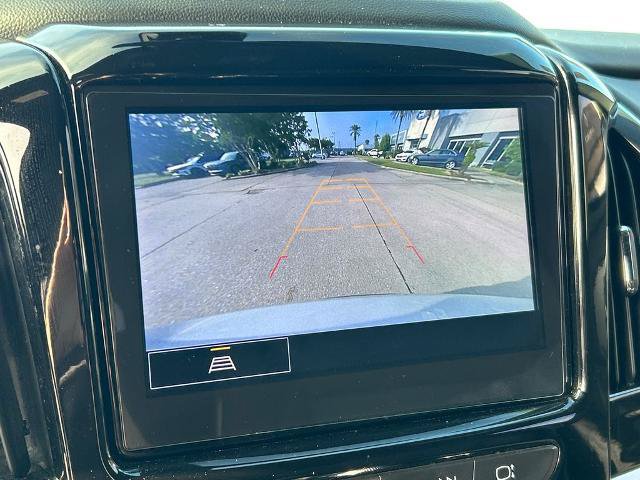 Used 2023 Chevrolet Traverse LT FWD image 18