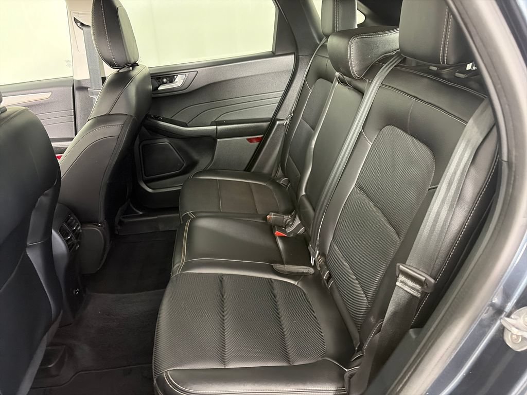 Certified 2022 Ford Escape SEL AWD/4WD image 13