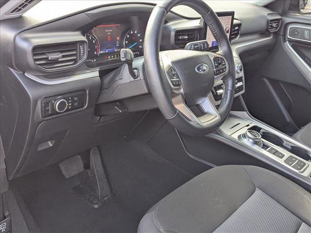 Certified 2023 Ford Explorer XLT image 9